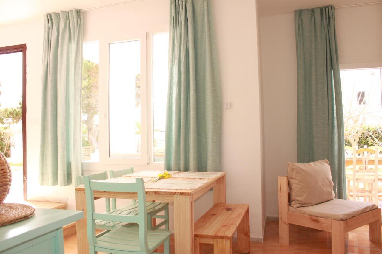 Yucas Homes Cala'N Blanes  Exteriör bild